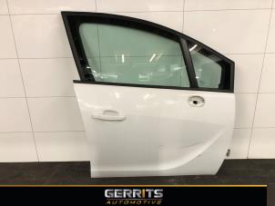 Begagnade Framdörr, 4-dörrars, höger Opel Meriva 1.4 Turbo 16V Ecotec Pris € 174,99 Marginaltabell erbjuds av Gerrits Automotive BV