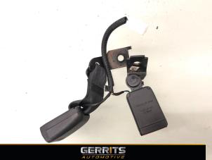 Begagnade Bakre bältesspänne, höger Hyundai i20 (GBB) 1.0 T-GDI 100 12V Pris € 24,99 Marginaltabell erbjuds av Gerrits Automotive BV