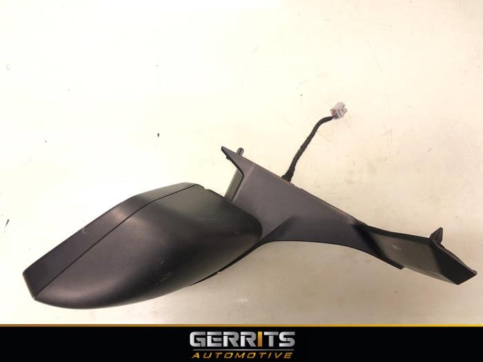 Skärmspegel, höger från en Ford Transit Connect (PJ2) 1.6 TDCi 16V 75 2015