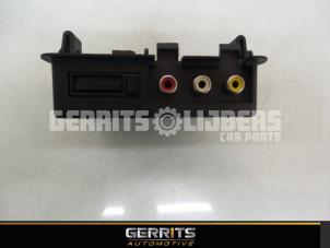 Gebruikte DVD Speler (diversen) Peugeot 3008 I (0U/HU) 1.6 16V THP 155 Prijs € 21,98 Margeregeling aangeboden door Gerrits Automotive BV