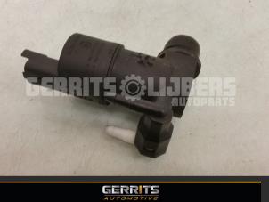 Begagnade Pump, vindrutespolare Peugeot 207/207+ (WA/WC/WM) 1.4 16V Pris € 19,99 Marginaltabell erbjuds av Gerrits Automotive BV