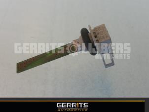 Begagnade Innetemperatursensor Volkswagen Transporter Pris € 21,98 Marginaltabell erbjuds av Gerrits Automotive BV