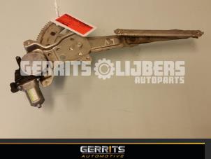 Gebruikte Ruitmechaniek 4Deurs links-voor Nissan Pixo (D31S) 1.0 12V Prijs € 28,60 Margeregeling aangeboden door Gerrits Automotive BV