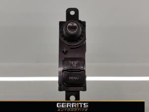 Gebruikte Multi Media Regelunit Peugeot 208 I (CA/CC/CK/CL) 1.4 HDi Prijs € 29,99 Margeregeling aangeboden door Gerrits Automotive BV