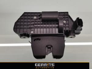 Gebruikte Achterklep Slotmechaniek Peugeot 208 I (CA/CC/CK/CL) 1.4 HDi Prijs € 21,98 Margeregeling aangeboden door Gerrits Automotive BV