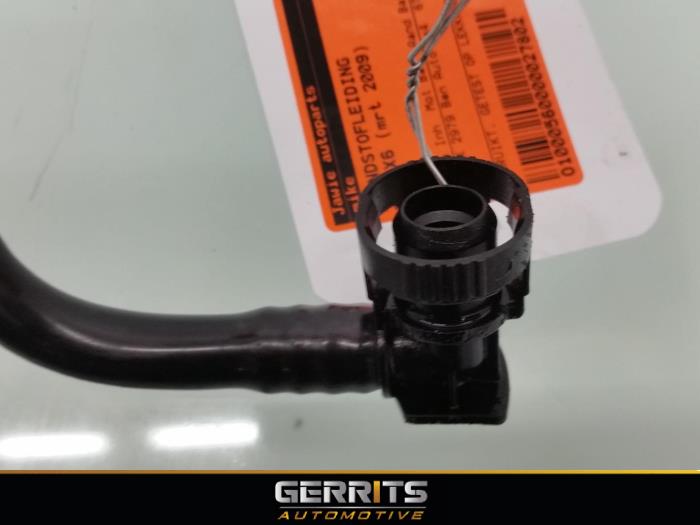 Bränsleledning från en BMW X6 (E71/72) xDrive35i 3.0 24V 2009