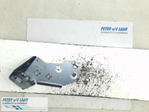 Gebruikte Diversen Renault Clio IV (5R) 1.2 TCE 16V GT EDC Prijs € 25,00 Margeregeling aangeboden door Autodemontage van de Laar