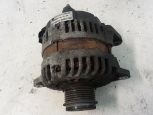 Begagnade Dynamo Opel Zafira Mk.II (M75) 1.7 CDTI 16V Pris € 100,00 Marginaltabell erbjuds av Autodemontage van de Laar