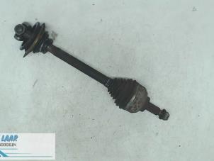 Gebruikte Cardanas links-voor (VWA) Renault Espace (JK) 2.2 dCi 16V Prijs € 50,00 Margeregeling aangeboden door Autodemontage van de Laar