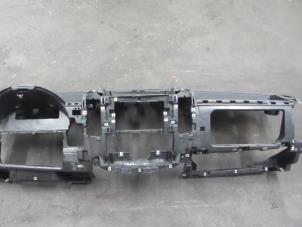 Begagnade Instrumentbräda Mercedes Sprinter 3,5t (906.63) 311 CDI 16V Pris € 100,00 Marginaltabell erbjuds av Autodemontage van de Laar