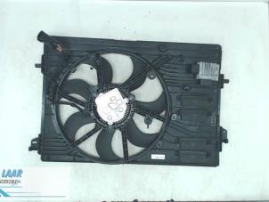 Begagnade Fläktmotor Renault Kadjar (RFEH) 1.5 Blue dCi Pris på förfrågan erbjuds av Autodemontage van de Laar