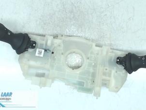 Begagnade Spak, rattstång Renault Master III (FV) 2.3 dCi 110 16V FWD Pris € 151,25 Inklusive moms erbjuds av Autodemontage van de Laar