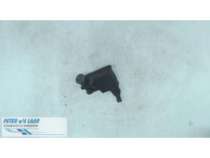 Begagnade Styrservotank Volkswagen Phaeton (3D) 3.0 V6 TDI 24V 4Motion Pris på förfrågan erbjuds av Autodemontage van de Laar