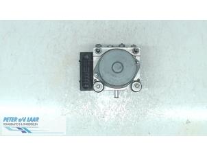 Gebruikte ABS Pomp Renault Clio III (BR/CR) 1.5 dCi FAP Prijs € 150,00 Margeregeling aangeboden door Autodemontage van de Laar