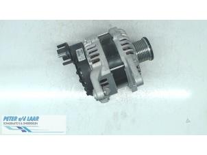 Begagnade Dynamo Dacia Duster (SR) 1.6 16V Pris € 242,00 Inklusive moms erbjuds av Autodemontage van de Laar