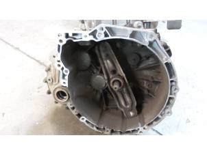 Gebruikte Versnellingsbak Mini Mini (R56) 1.6 16V Cooper Prijs € 750,00 Margeregeling aangeboden door Autodemontage van de Laar