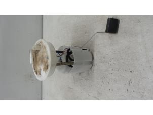 Begagnade Elektrisk bränslepump Mazda CX-3 (DJ/DK) 2.0 SkyActiv-G 120 Pris € 100,00 Marginaltabell erbjuds av Autodemontage van de Laar