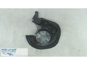 Gebruikte Asschenkel links-achter Volkswagen Sharan (7N) 1.4 TSI 16V Prijs op aanvraag aangeboden door Autodemontage van de Laar