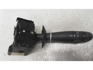 Begagnade Indikatorbrytare Renault Espace (JK) 2.0 Turbo 16V Grand Espace Pris € 25,00 Marginaltabell erbjuds av Autodemontage van de Laar