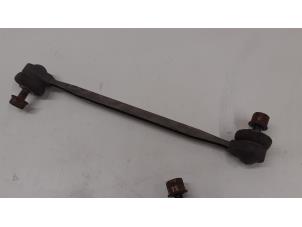 Używane Stabilizator przód Skoda Fabia II Combi 1.2 TSI Cena € 15,00 Procedura marży oferowane przez Autodemontage van de Laar