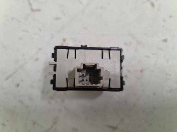 Tempomaat Bediening van een Renault Megane IV Estate (RFBK) 1.5 Energy dCi 110 2016