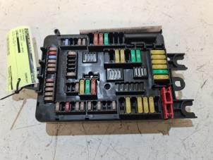 Begagnade Säkringsbox BMW 1 serie (F20) 118i 1.5 TwinPower 12V Pris € 70,00 Marginaltabell erbjuds av Autodemontage van de Laar