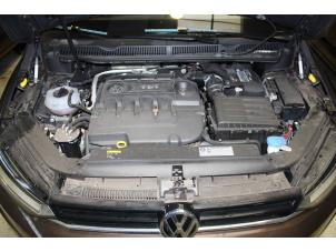 Begagnade Motor Volkswagen Touran (5T1) 2.0 TDI 110 Pris på förfrågan erbjuds av Autodemontage van de Laar