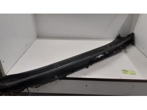 Używane Parawan Renault Kadjar (RFEH) 1.5 Blue dCi Cena € 50,00 Procedura marży oferowane przez Autodemontage van de Laar