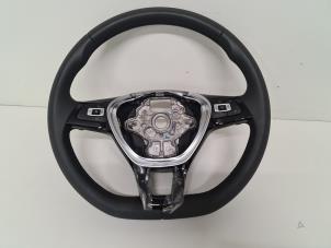 Używane Kierownica Volkswagen Golf VII (AUA) 2.0 TDI 16V Cena € 242,00 Z VAT oferowane przez Autodemontage van de Laar