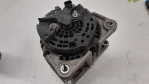 Gebruikte Dynamo Opel Astra H SW (L35) 1.6 16V Twinport Prijs € 60,00 Margeregeling aangeboden door Autodemontage van de Laar