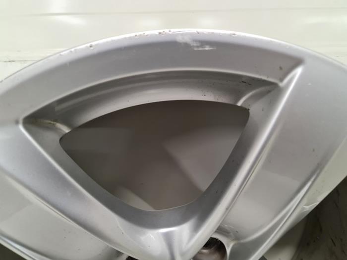 Hjul från en Audi S5 Limousine (FU2) 2.0 TFSI 16V 2014