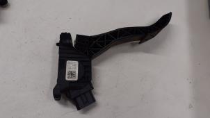 Używane Pedal gazu Audi A3 Sportback (8VA/8VF) 2.0 TDI 16V Quattro Cena € 50,00 Procedura marży oferowane przez Autodemontage van de Laar