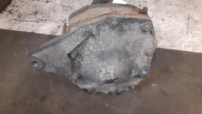 Bakre differential från en Mercedes-Benz C Combi (S203) 2.7 C-270 CDI 20V 2002