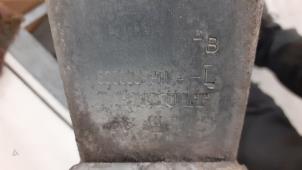 Begagnade Främre stötfångarram Renault Scénic II (JM) 1.6 16V Pris € 40,00 Marginaltabell erbjuds av Autodemontage van de Laar