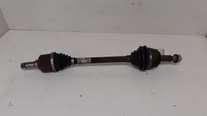 Gebruikte Steekas links-voor Peugeot 308 SW (L4/L9/LC/LJ/LR) 1.6 BlueHDi 120 Prijs € 150,00 Margeregeling aangeboden door Autodemontage van de Laar