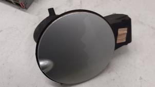 Begagnade Tanklucka Smart Forfour (454) 1.3 16V Pris € 30,00 Marginaltabell erbjuds av Autodemontage van de Laar