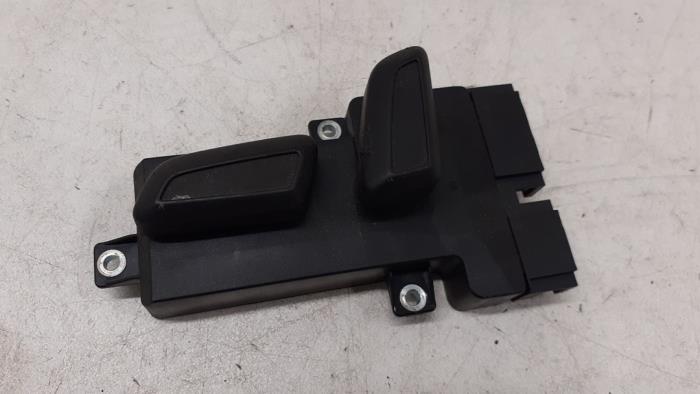 Brytare, eldrivet säte från en Audi A3 Sportback (8VA/8VF) 2.0 TDI 16V Quattro 2014