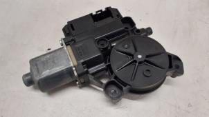 Gebruikte Raammotor Portier Volkswagen Polo V (6R) 1.4 16V Prijs € 40,00 Margeregeling aangeboden door Autodemontage van de Laar