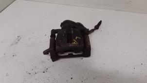 Begagnade Bakre bromsok, vänster Audi A4 Avant (B8) 1.8 TFSI 16V Pris € 125,00 Marginaltabell erbjuds av Autodemontage van de Laar