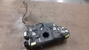 Gebruikte Tank Opel Astra J Sports Tourer (PD8/PE8/PF8) 2.0 CDTI 16V 165 Prijs € 150,00 Margeregeling aangeboden door Autodemontage van de Laar