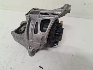 Begagnade Motorfäste Audi Q7 (4MB/4MG) 3.0 TDI V6 24V Pris € 175,00 Marginaltabell erbjuds av Autodemontage van de Laar