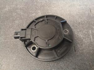 Begagnade Kamaxelsensor Audi A4 (B8) 1.8 TFSI 16V Pris € 20,00 Marginaltabell erbjuds av Autodemontage van de Laar