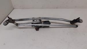 Używane Silnik i mechanizm wycieraczki Dacia Sandero II 1.5 dCi 90 Cena € 75,00 Procedura marży oferowane przez Autodemontage van de Laar