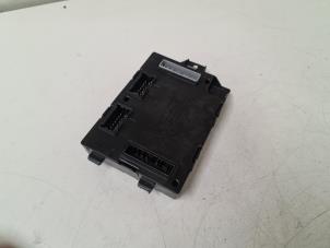 Gebruikte Computer Body Control Renault Twingo III (AH) 1.0 SCe 70 12V Prijs € 75,00 Margeregeling aangeboden door Autodemontage van de Laar