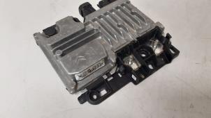 Gebruikte Start/Stop computer Peugeot 2008 (CU) 1.2 12V e-THP PureTech 110 Prijs € 150,00 Margeregeling aangeboden door Autodemontage van de Laar