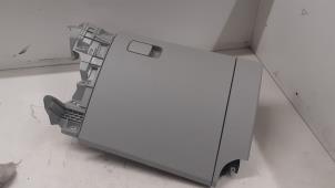 Gebruikte Dashboardkastje Seat Mii 1.0 12V Prijs € 50,00 Margeregeling aangeboden door Autodemontage van de Laar