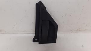 Gebruikte Deurgreep 4Deurs links-achter Renault Twingo III (AH) 1.0 SCe 70 12V Prijs € 30,00 Margeregeling aangeboden door Autodemontage van de Laar