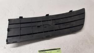 Begagnade Stötfångargrill Mercedes A (W169) 1.5 A-160 Pris € 20,00 Marginaltabell erbjuds av Autodemontage van de Laar