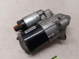 Gebruikte Startmotor Dacia Lodgy (JS) 1.6 Sce 100 16V Prijs € 75,00 Margeregeling aangeboden door Autodemontage van de Laar