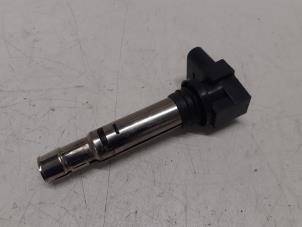 Gebruikte Bobine Volkswagen Polo IV (9N1/2/3) 1.4 16V 75 Prijs € 20,00 Margeregeling aangeboden door Autodemontage van de Laar